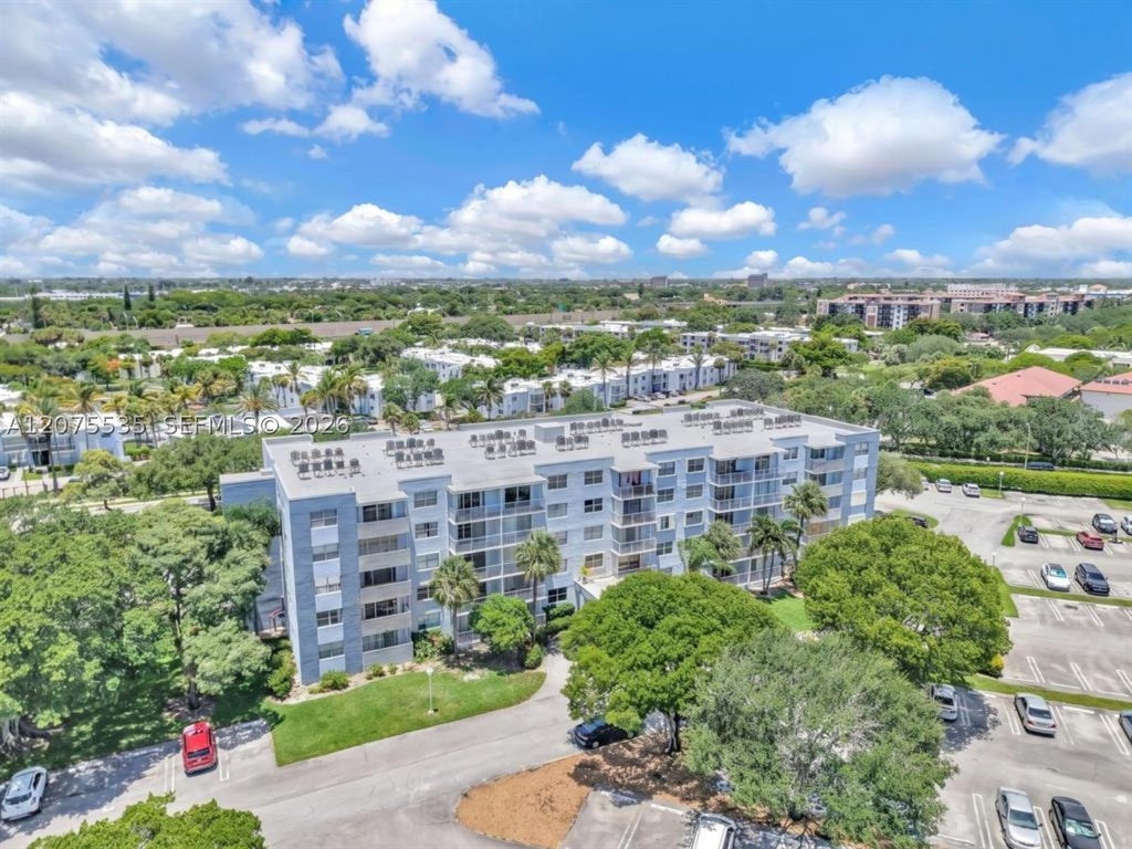 Photo of 500 Executive Center Dr #3I, West Palm Beach, FL 33401 (MLS # A12075535)