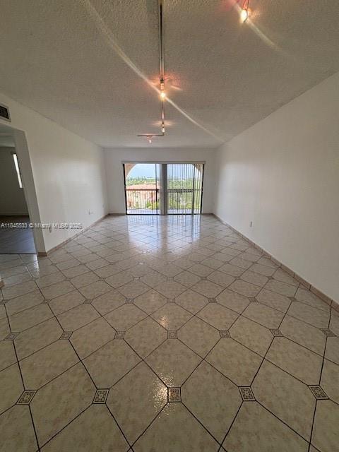 WEST FONTAINE CONDO - Residential Lease