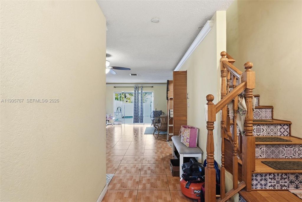 Photo of 450 SE 7th St #242, Dania Beach, FL 33004 (MLS # A11935767)