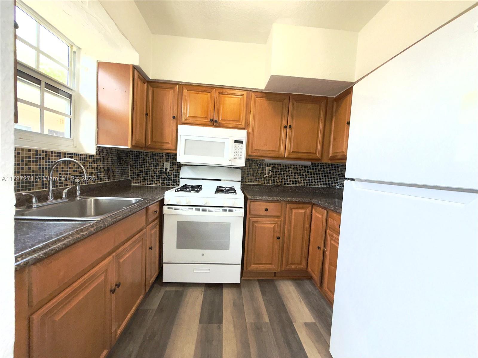 Rental Property at 1241 Normandy Dr 3, Miami Beach, Miami-Dade County, Florida - Bedrooms: 2 
Bathrooms: 2  - $2,300 MO.