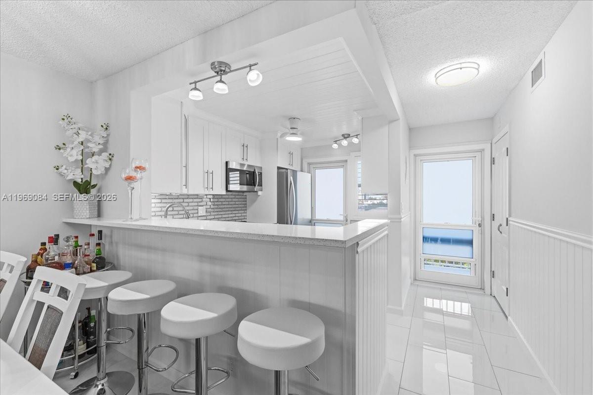 OCEANSIDE NORTH CONDO - Residential