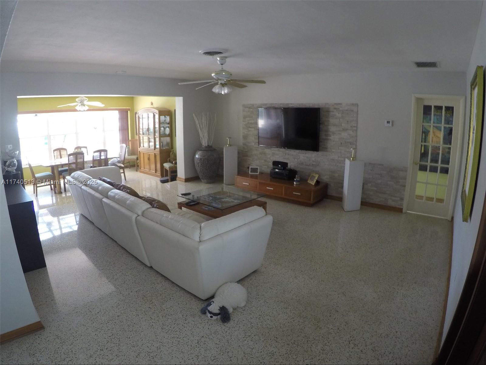 VENETIAN SEC KEYSTONE POI - Residential