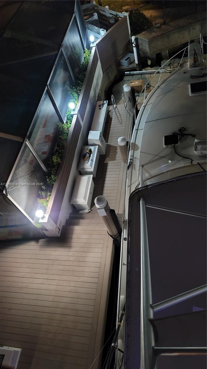 VENETIAN SEC KEYSTONE POI - Residential