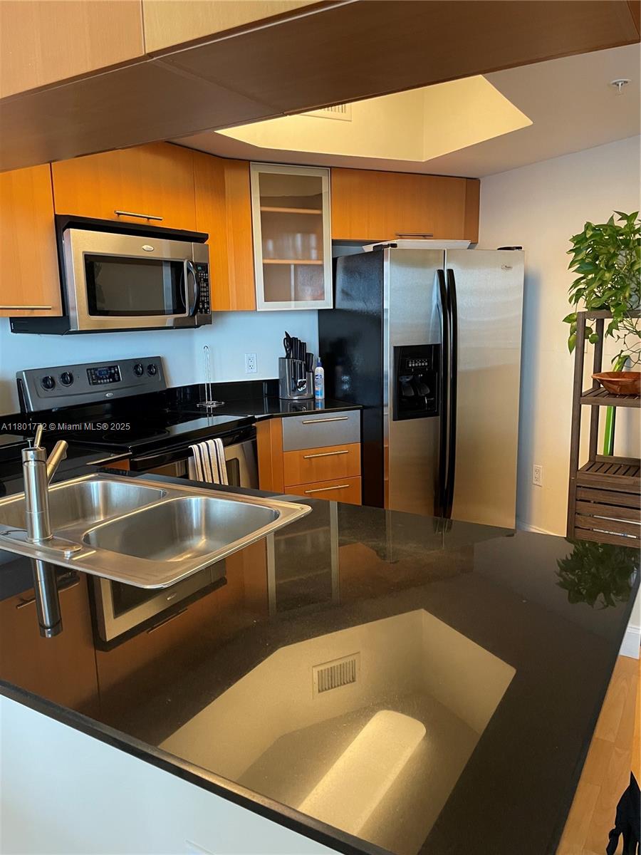OPERA TOWER CONDO - Residential Lease