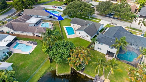 Photo of 2760 SW 86th Way, Davie, FL 33328 (MLS # A12062662)