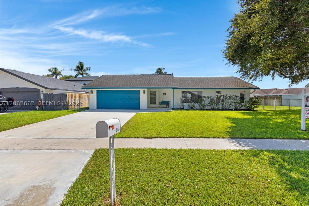Photo of 2760 SW 86th Way, Davie, FL 33328 (MLS # A12062662)