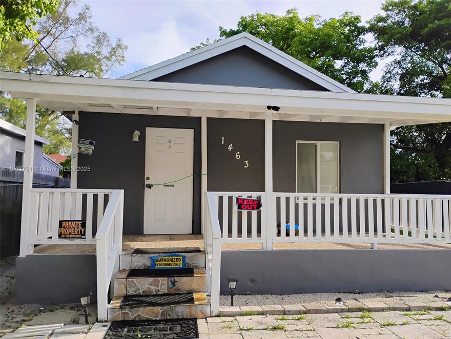 Welcome to this charming 3 bedroom, 1-bathroom home, offering the perfect blend of comfort and style. All bedrooms are generously sized, providing cozy retreats at the end of the day. Outside, enjoy a private backyard that’s ideal for relaxing, entertaining, or gardening , space for RV or Boat. Whether you’re looking for your first home, downsizing, or seeking an investment opportunity, this well-maintained property is move-in ready and waiting for you!