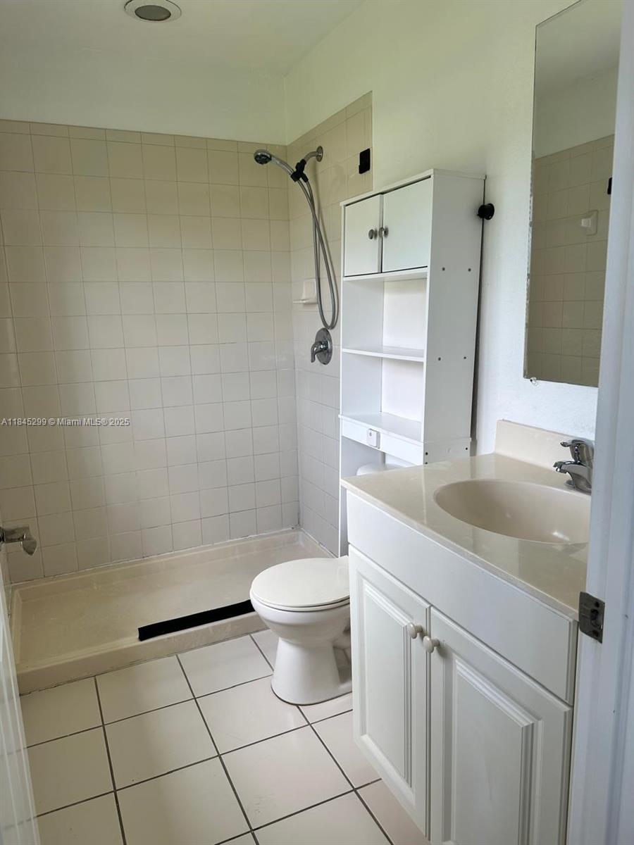 MARSH HARBOUR - Residential Lease