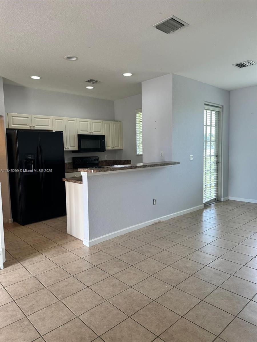 MARSH HARBOUR - Residential Lease