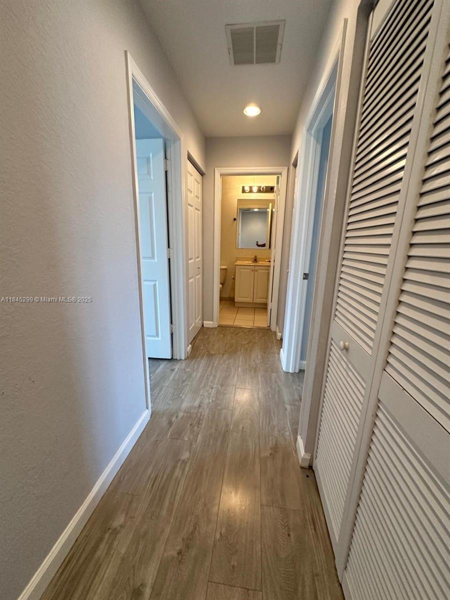 MARSH HARBOUR - Residential Lease