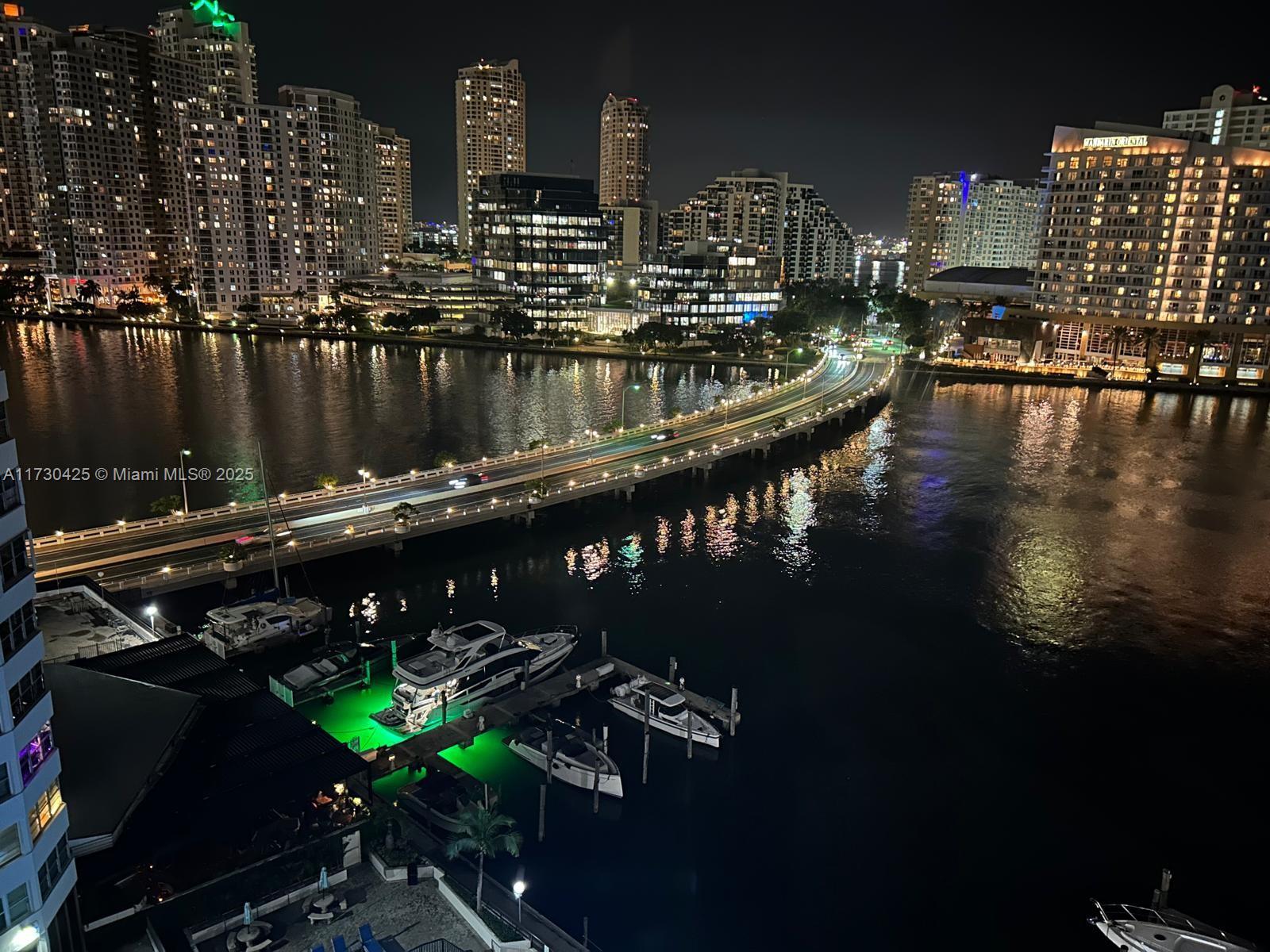 Rental Property at 905 Brickell Bay Dr 1431, Miami, Broward County, Florida - Bedrooms: 2 
Bathrooms: 2  - $3,200 MO.