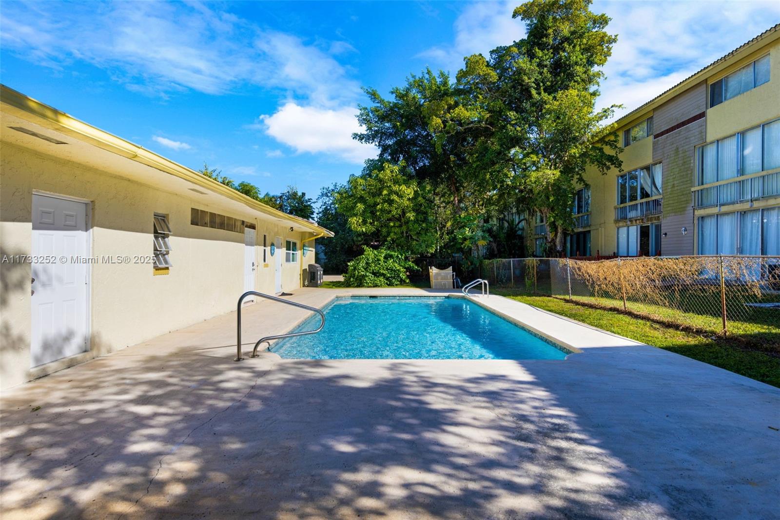 CORAL SPRINGS II - Residential Income