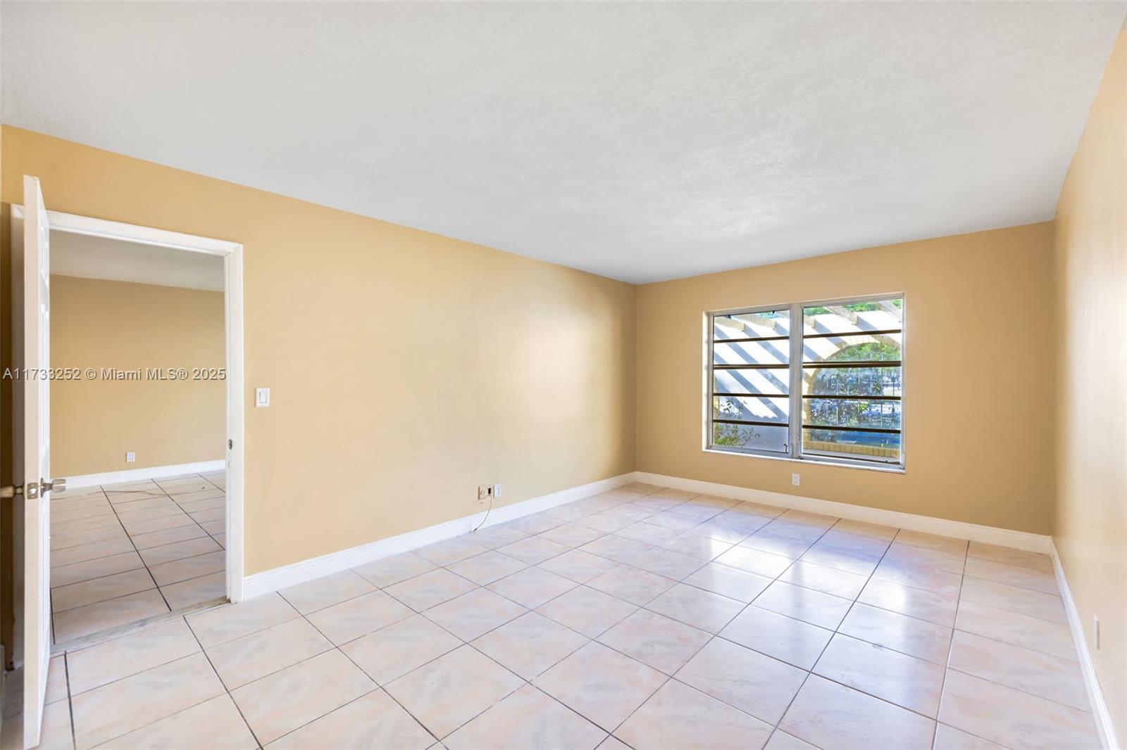 CORAL SPRINGS II - Residential Income