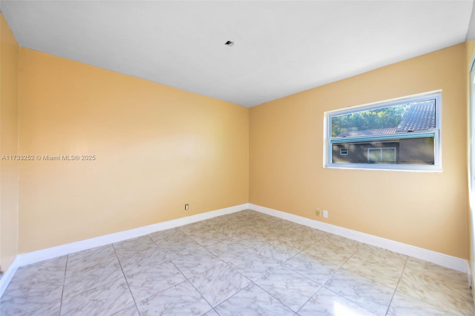 CORAL SPRINGS II - Residential Income