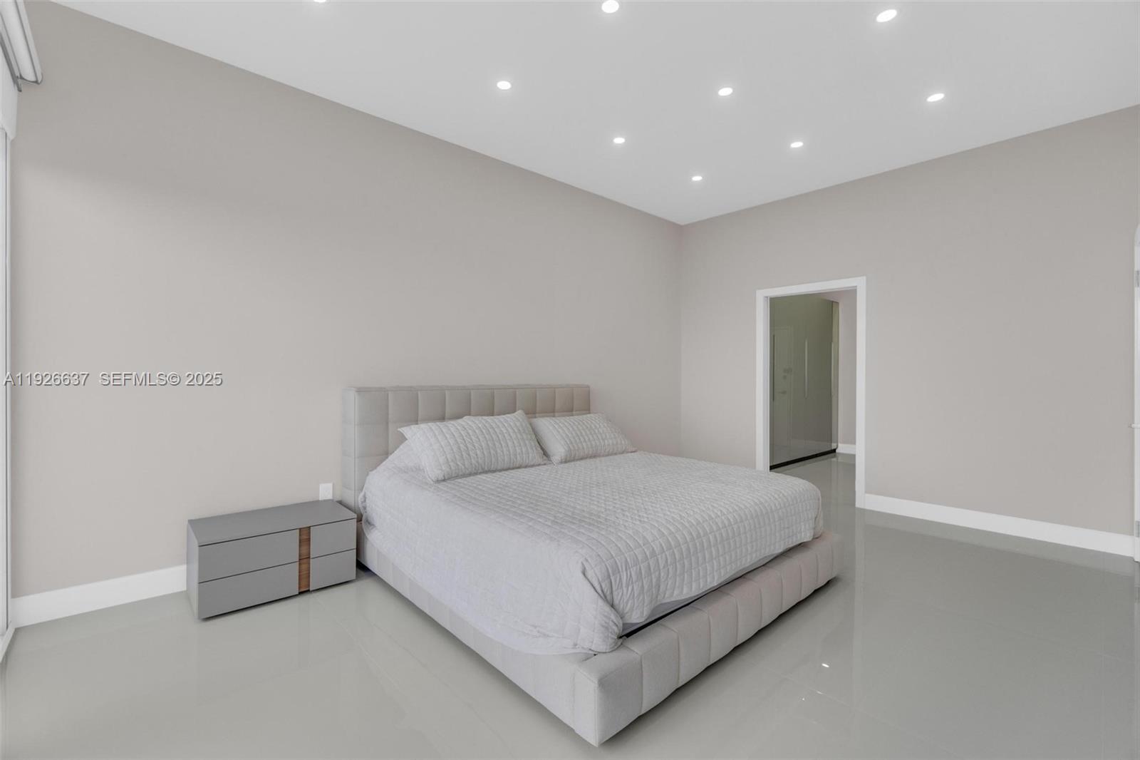 DEL PRADO MARINA - Residential Lease