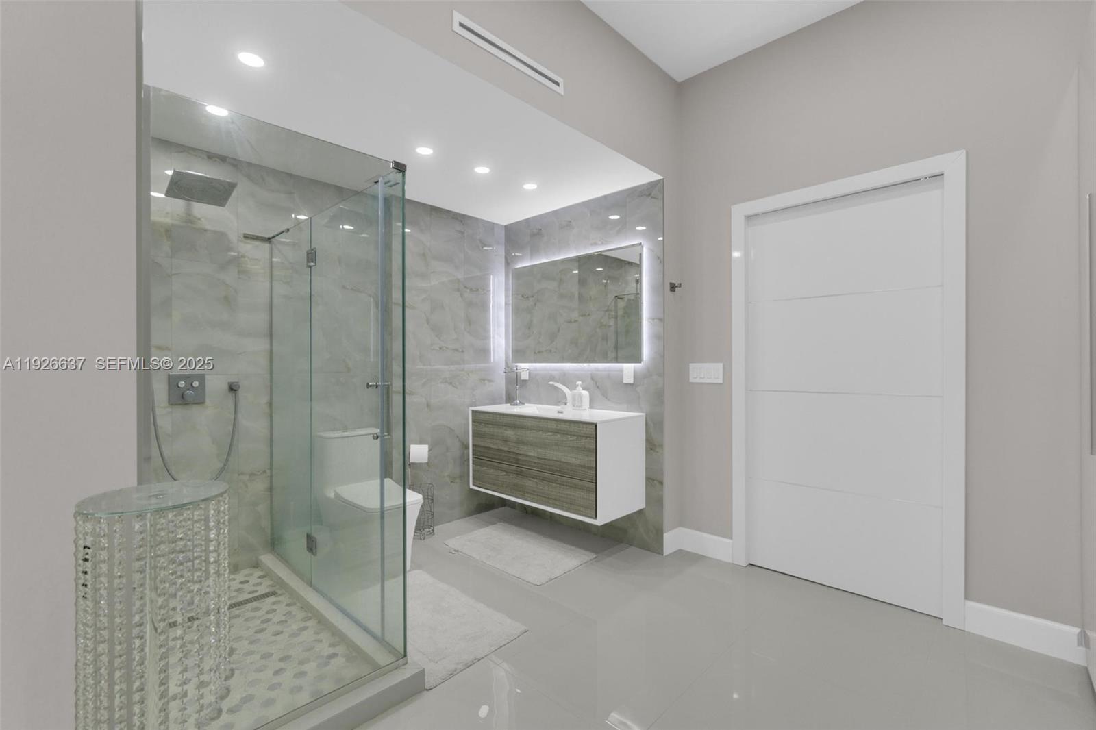 DEL PRADO MARINA - Residential Lease