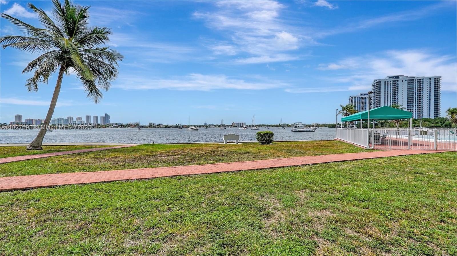 POINT EAST SEC III CONDO - Residential