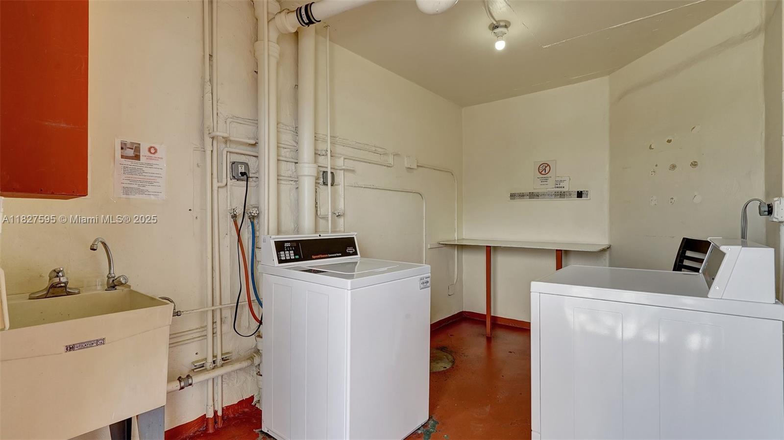 POINT EAST SEC III CONDO - Residential