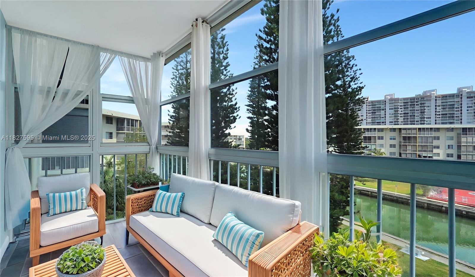 POINT EAST SEC III CONDO - Residential