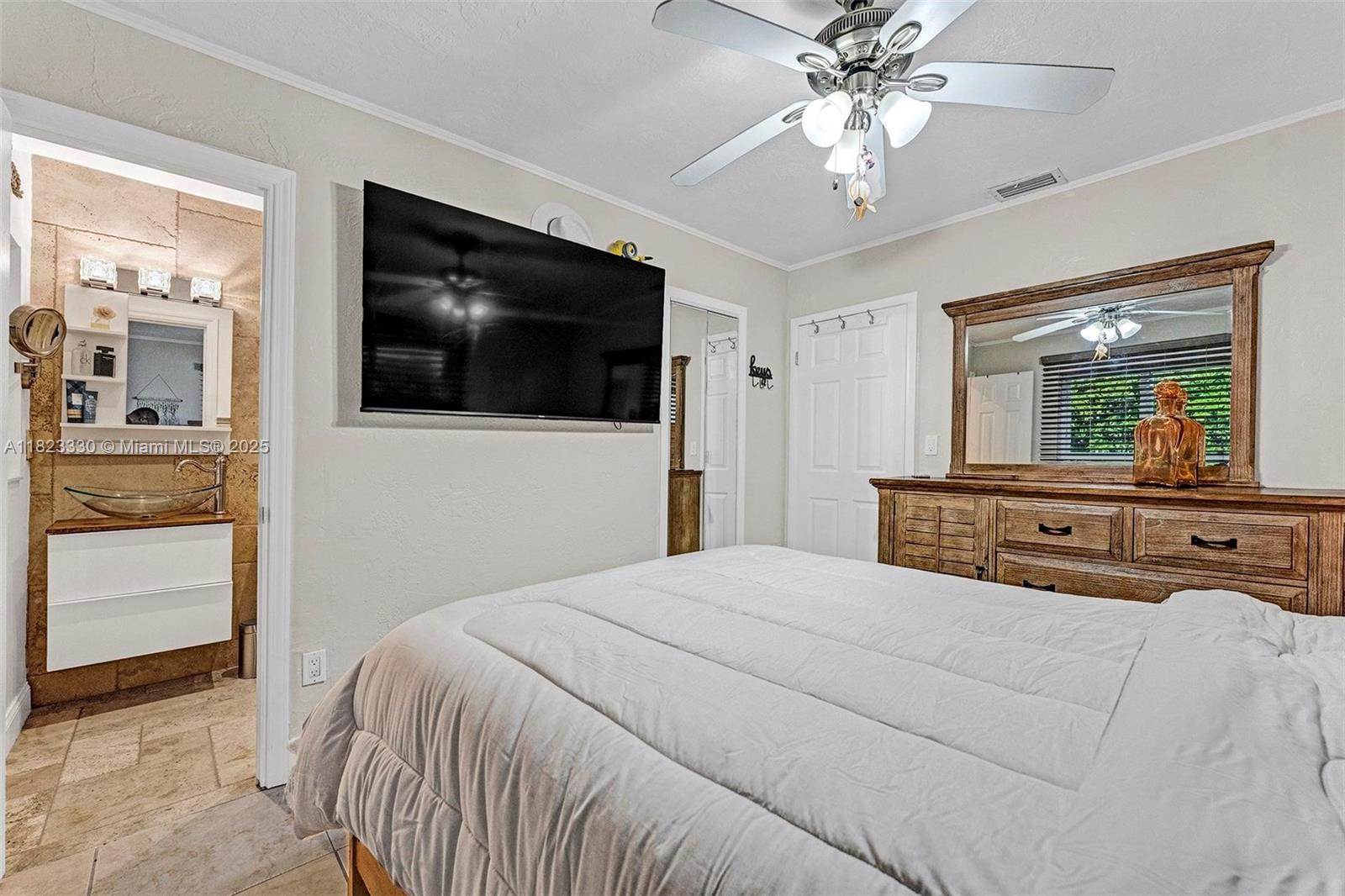 9TH ADDN TO RICHMOND HEIG - Residential