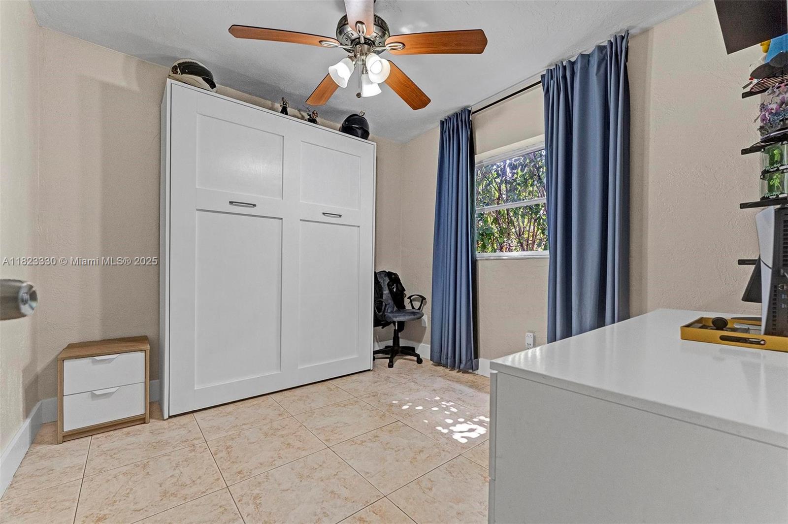 9TH ADDN TO RICHMOND HEIG - Residential