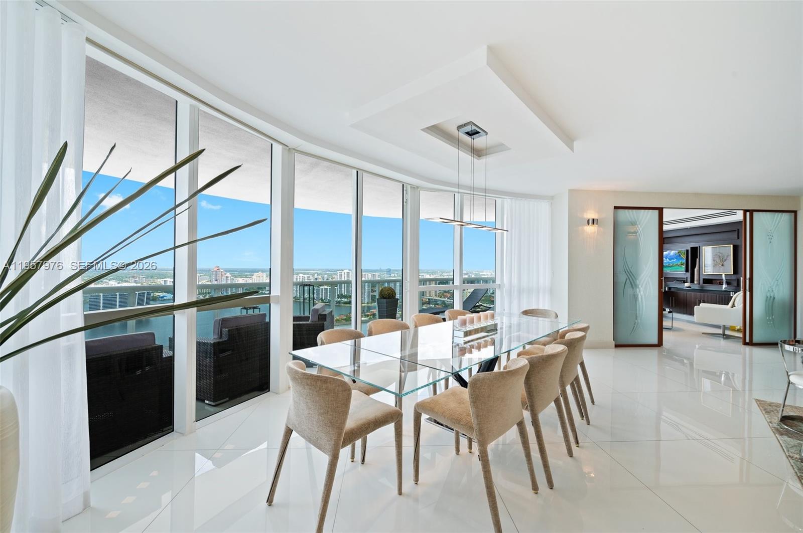 TRUMP ROYALE CONDO - Residential