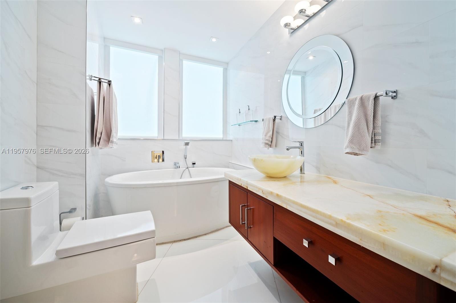 TRUMP ROYALE CONDO - Residential