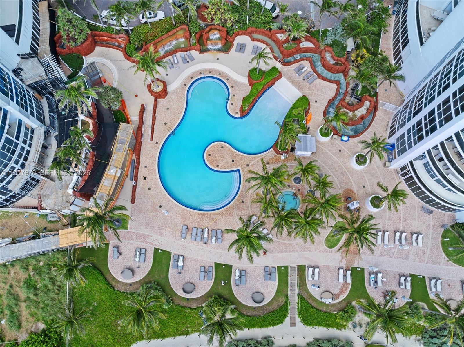 TRUMP ROYALE CONDO - Residential