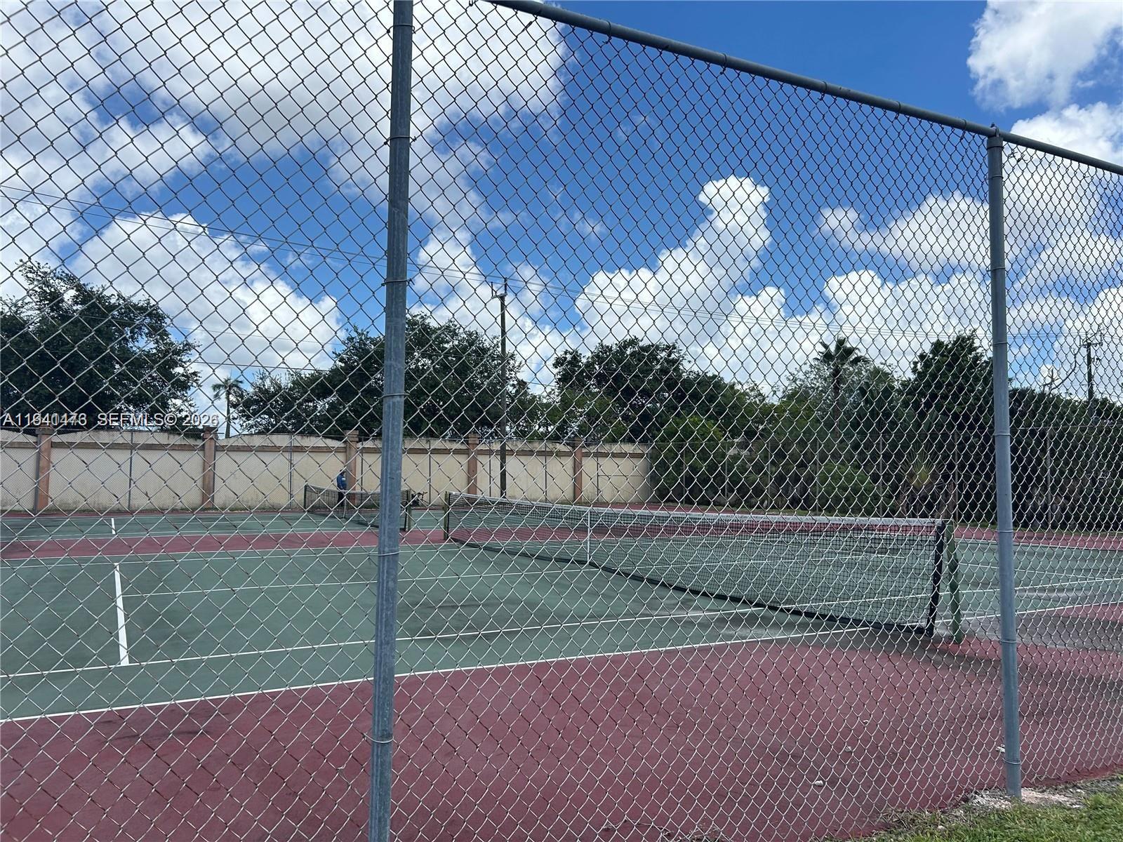 SUNRISE LAKES 55 CONDO - Residential Lease