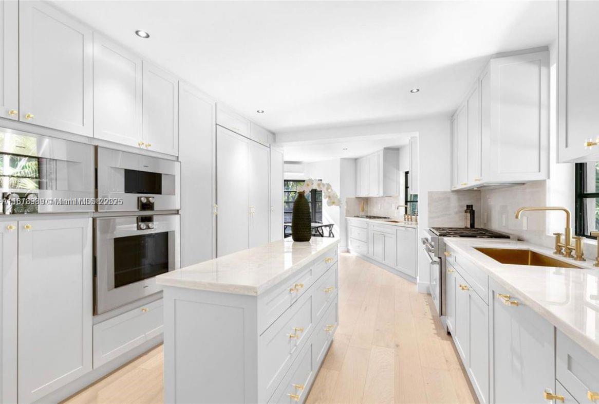 NAUTILUS EXTENSION 5TH - Residential Lease