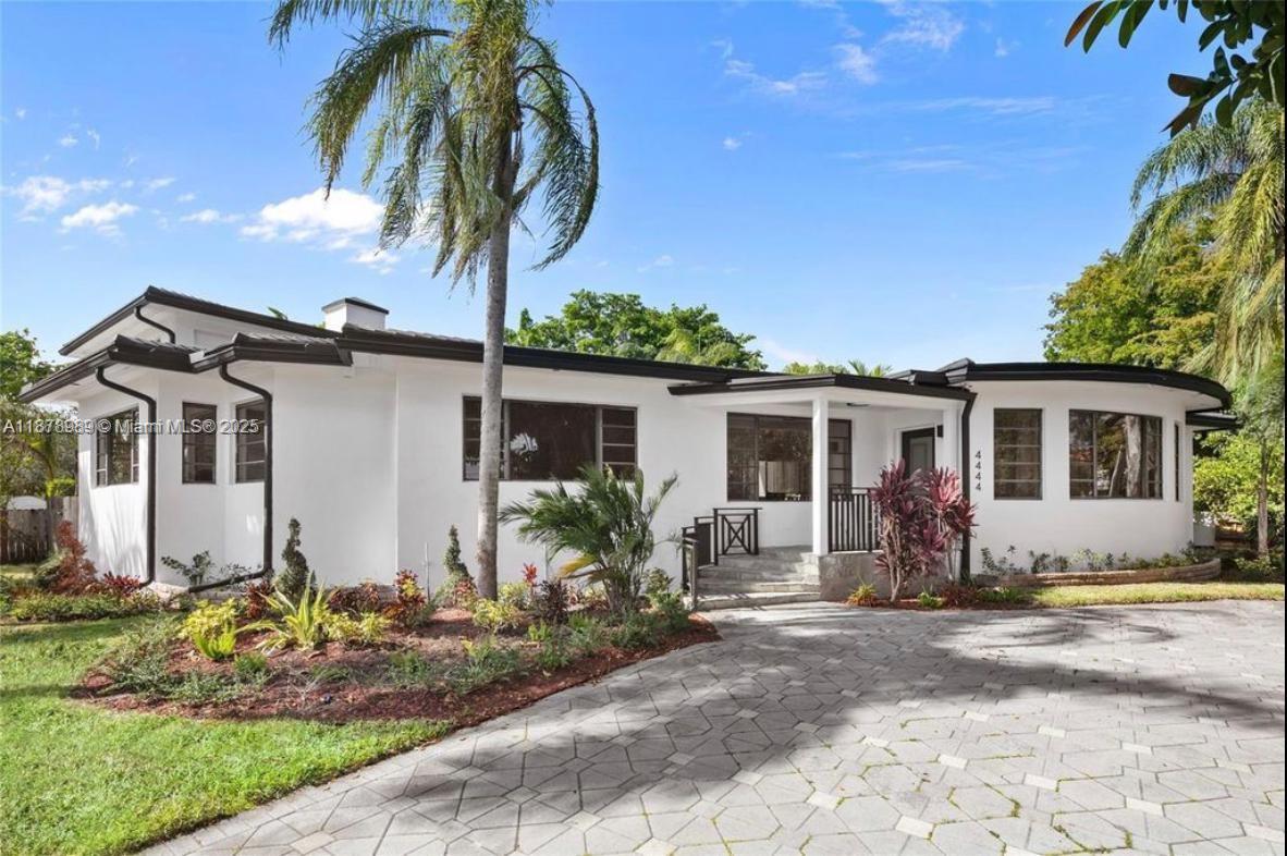 NAUTILUS EXTENSION 5TH - Residential Lease