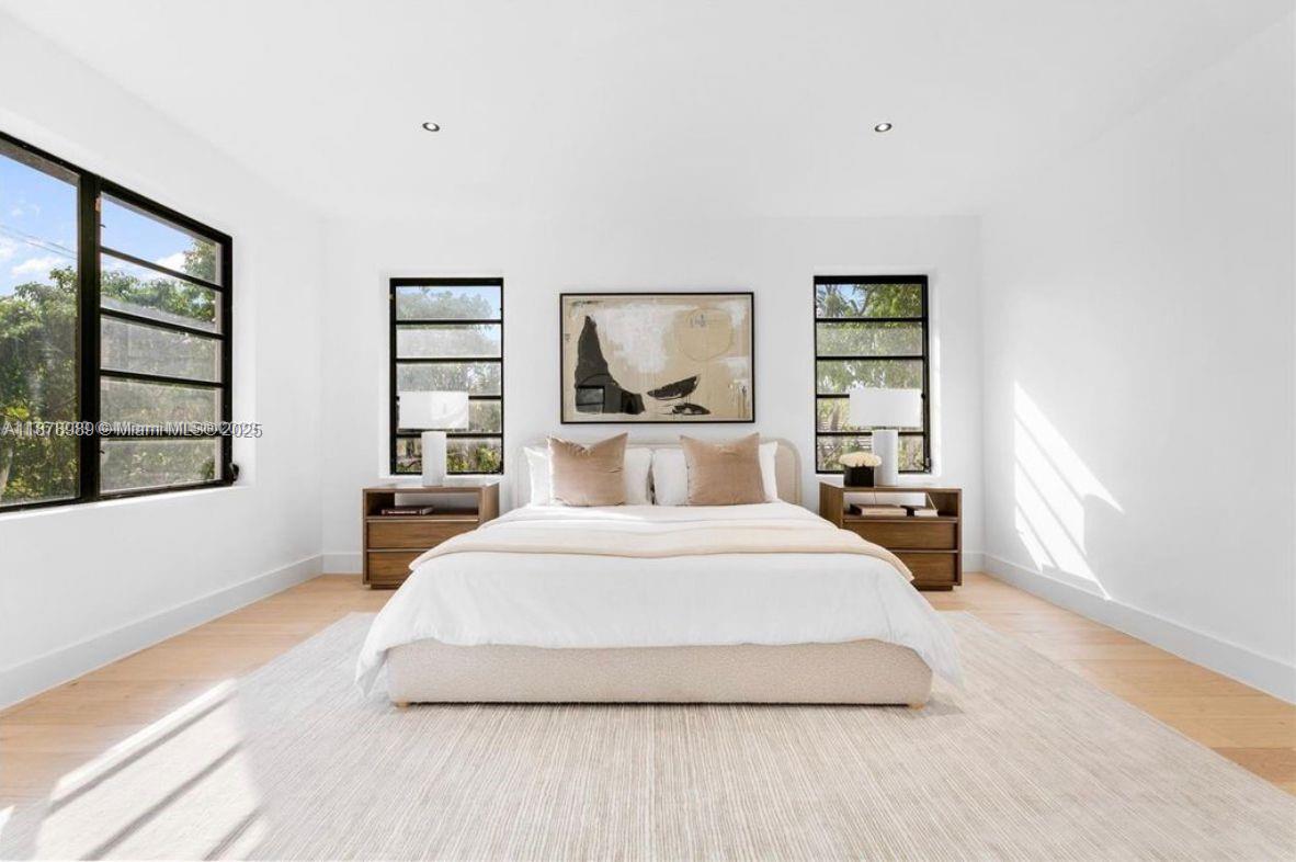 NAUTILUS EXTENSION 5TH - Residential Lease
