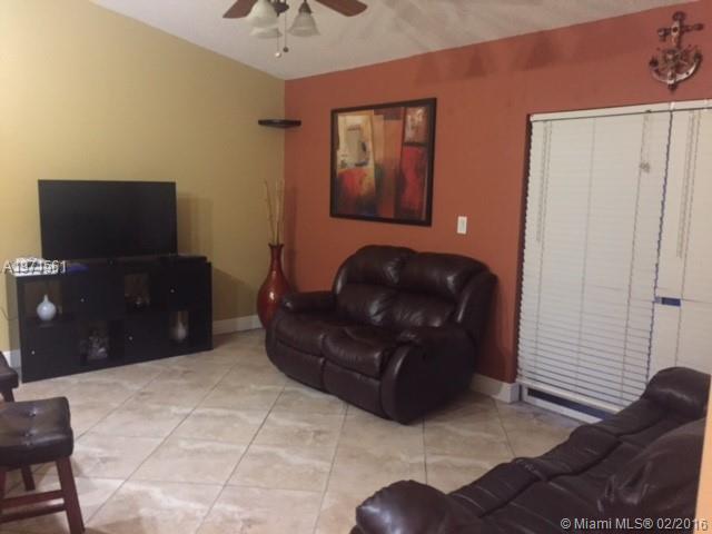 LAGUNA PONDS SEC I - Residential Lease