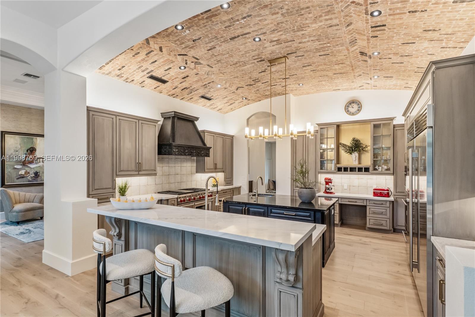 HELMS COUNTRY ESTATES ADD - Residential