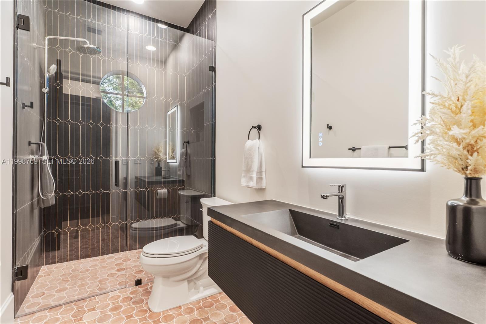 HELMS COUNTRY ESTATES ADD - Residential