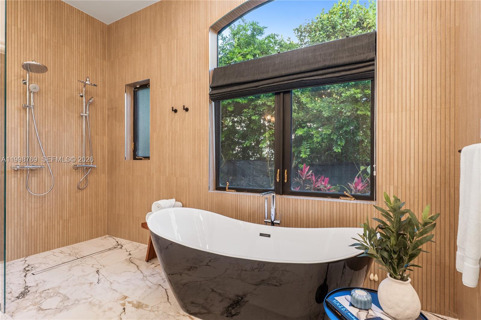 HELMS COUNTRY ESTATES ADD - Residential