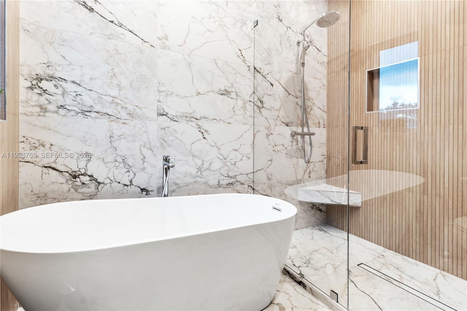 HELMS COUNTRY ESTATES ADD - Residential