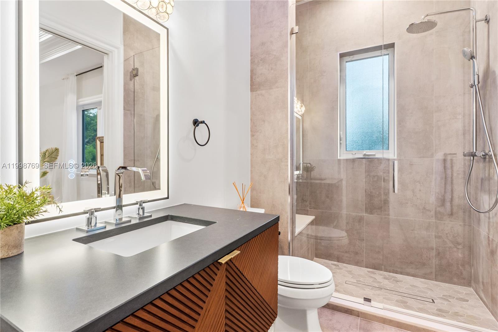 HELMS COUNTRY ESTATES ADD - Residential