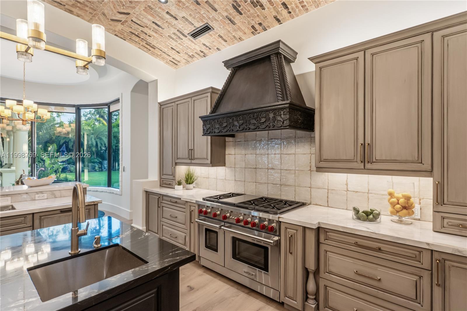 HELMS COUNTRY ESTATES ADD - Residential