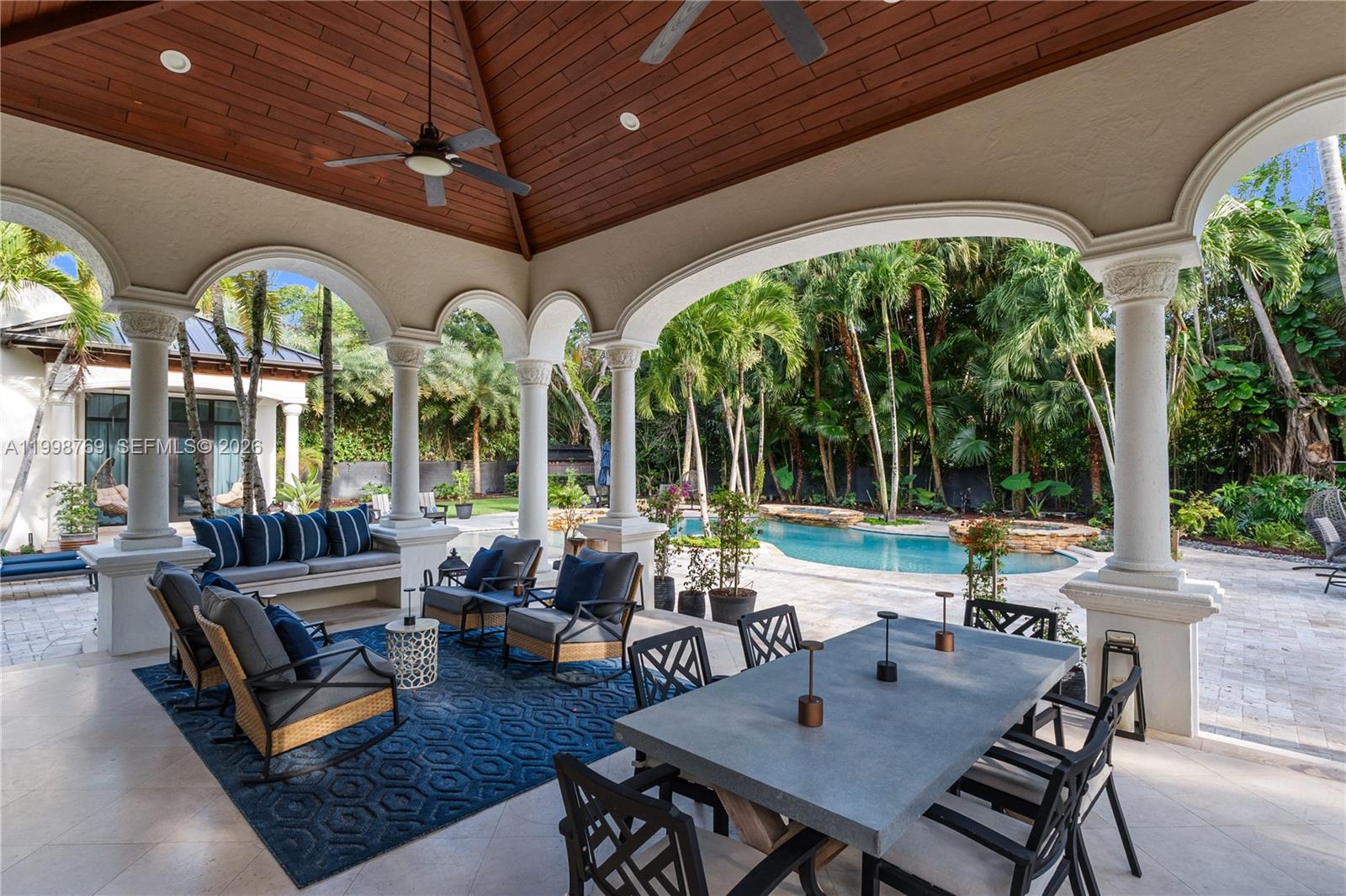 HELMS COUNTRY ESTATES ADD - Residential