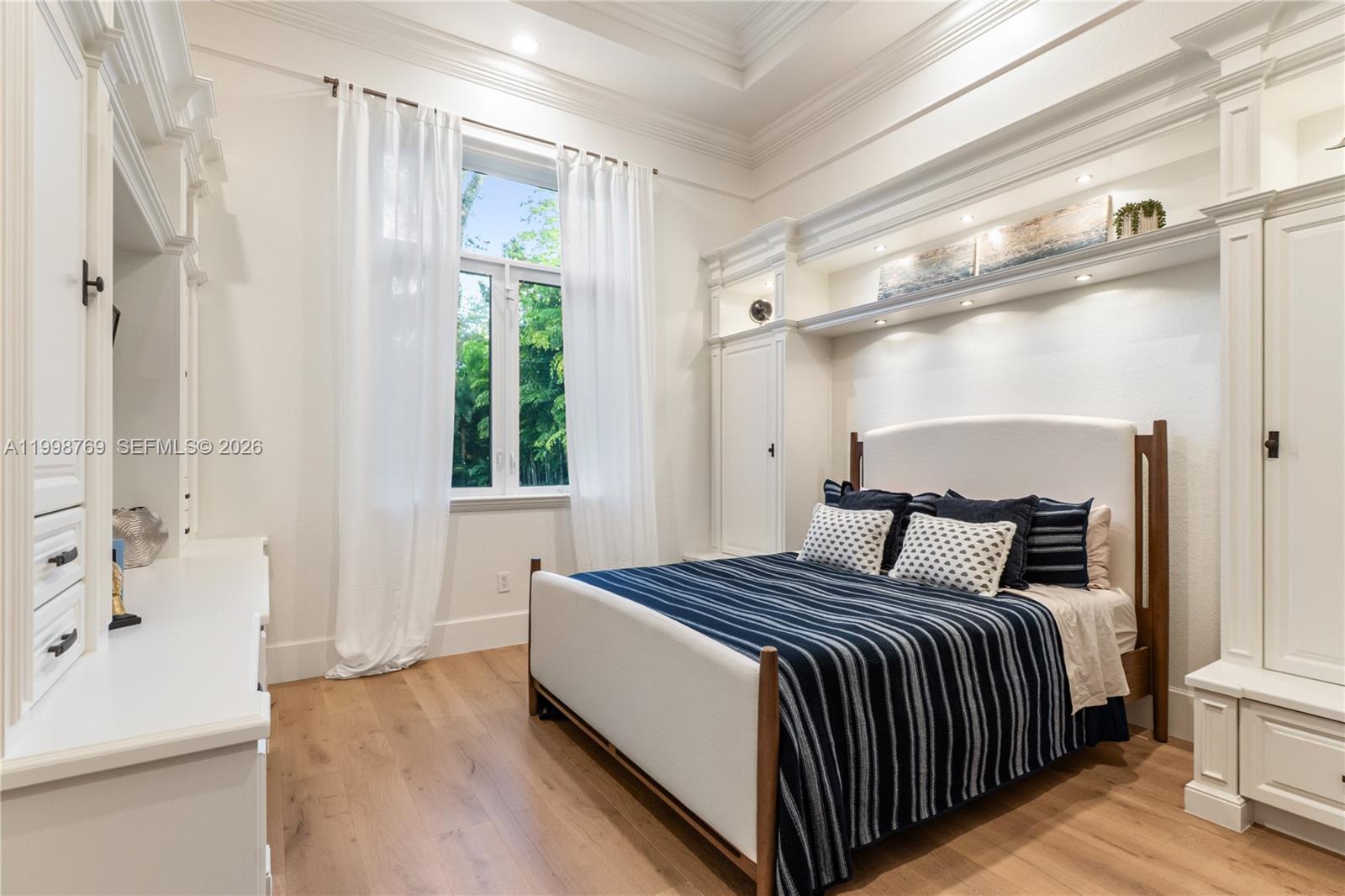 HELMS COUNTRY ESTATES ADD - Residential