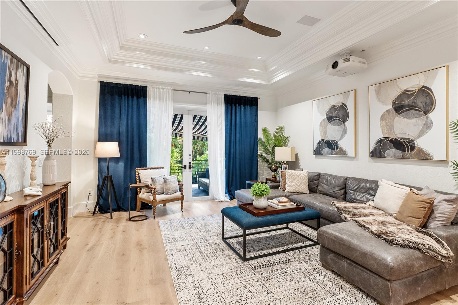 HELMS COUNTRY ESTATES ADD - Residential