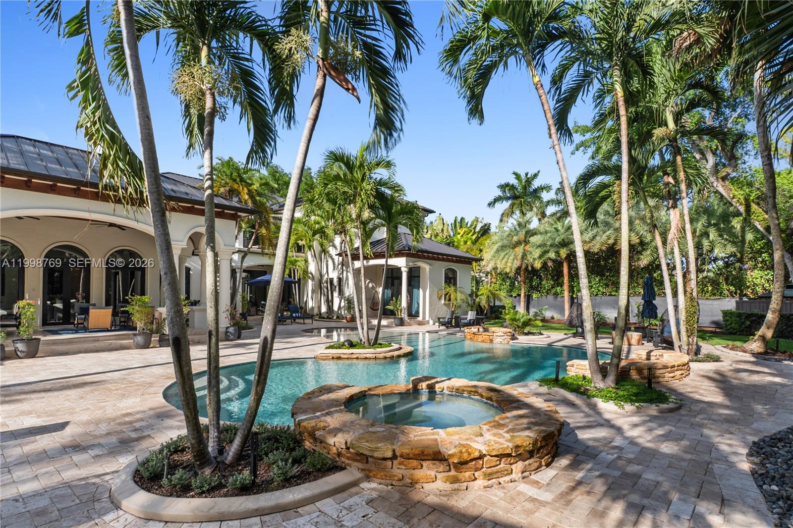 HELMS COUNTRY ESTATES ADD - Residential