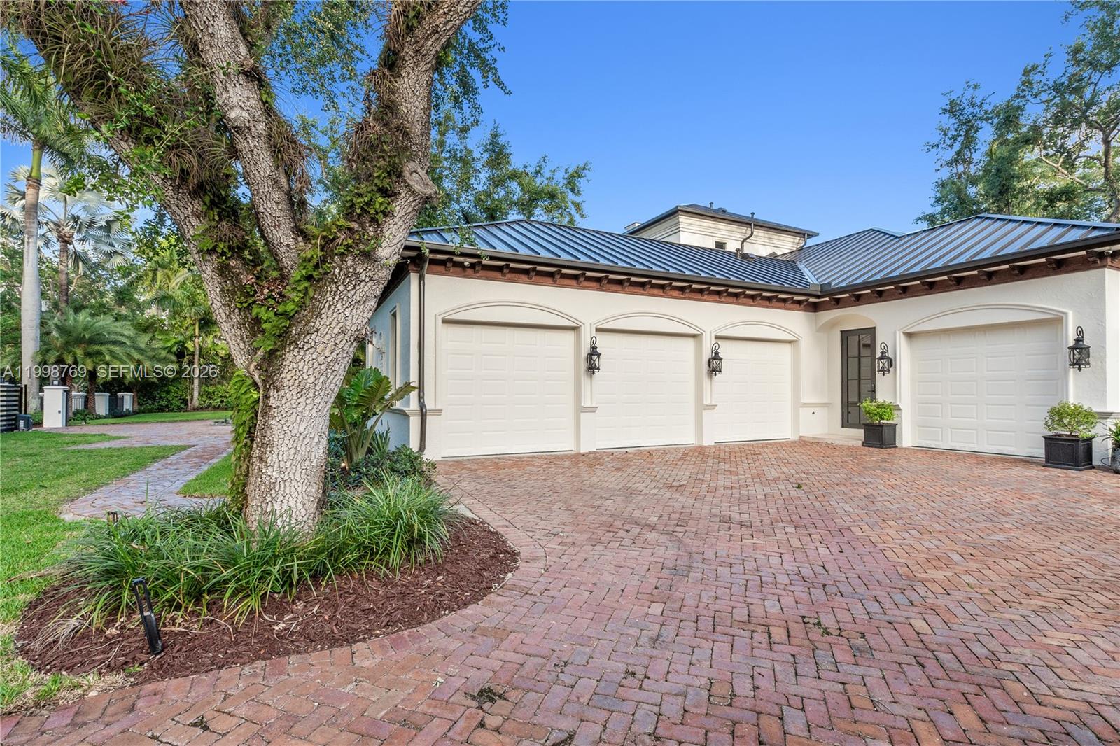 HELMS COUNTRY ESTATES ADD - Residential