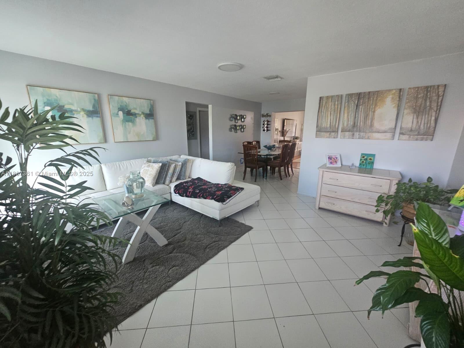MAINLANDS OF TAMARAC LAKE - Residential