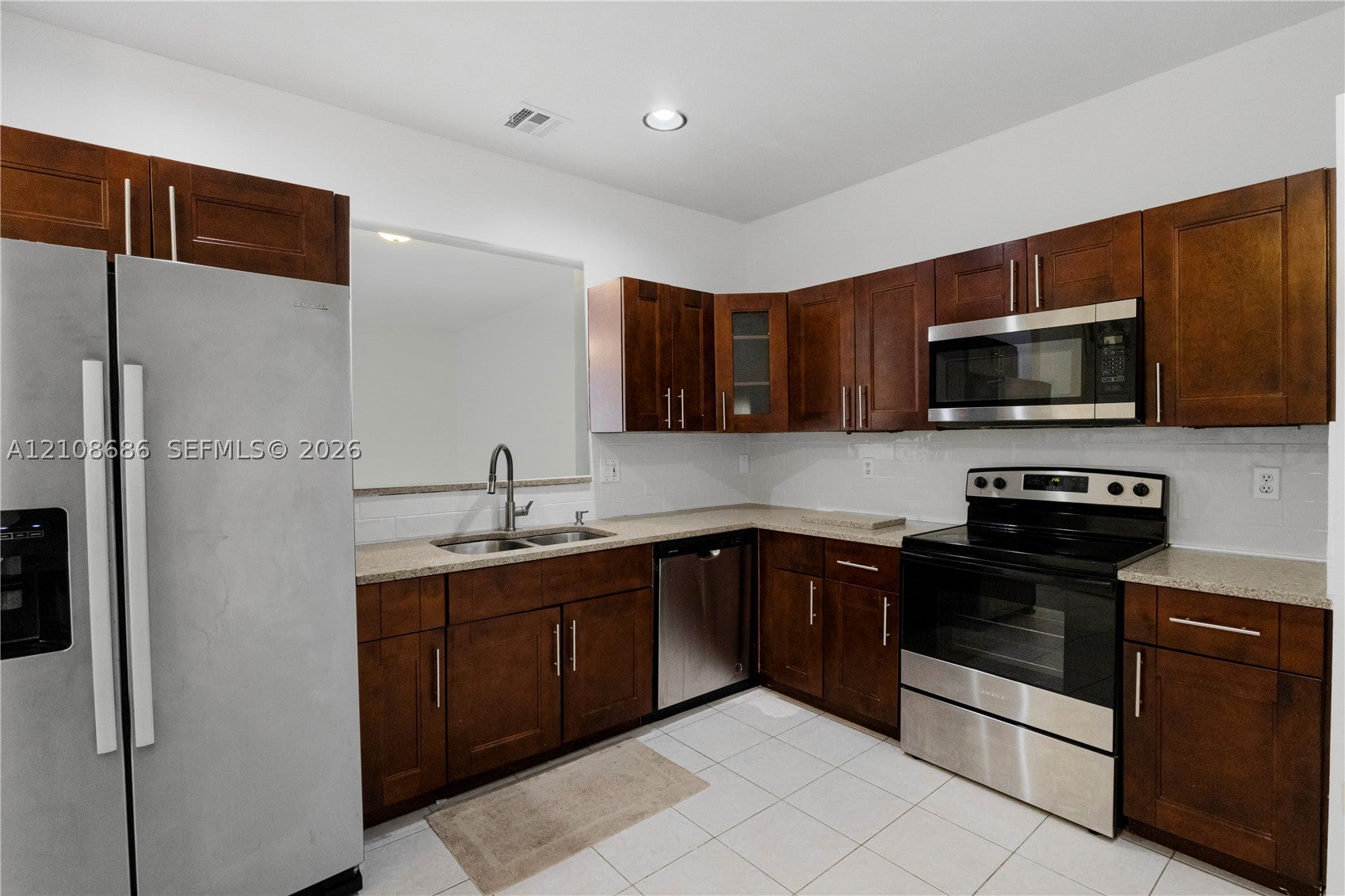5541 NW 90th Ter