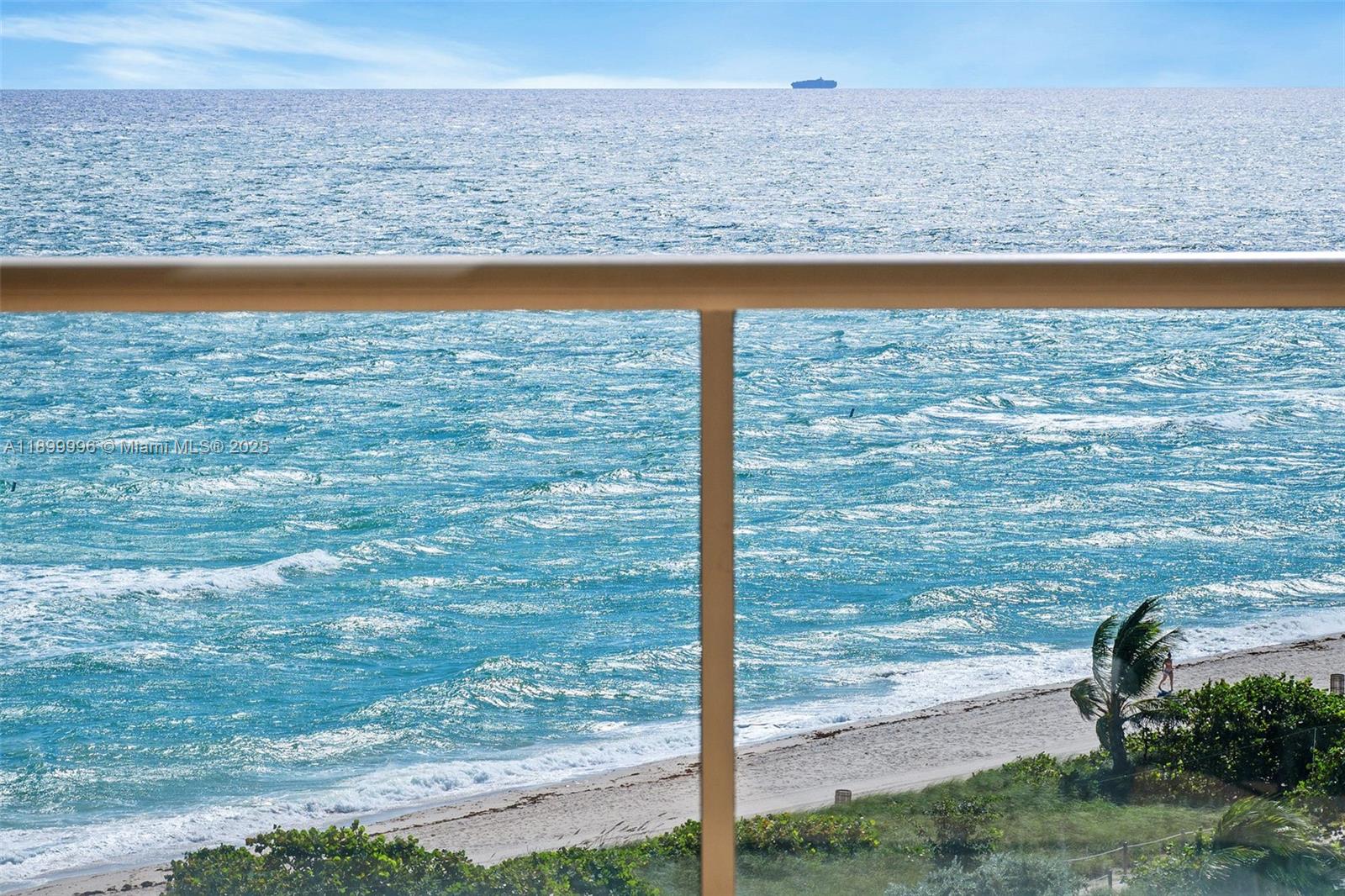 MIRAGE CONDO - Residential Lease