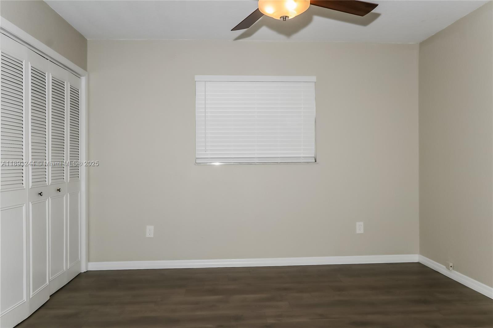BROADVIEW COUNTRY CLUB - Residential Lease