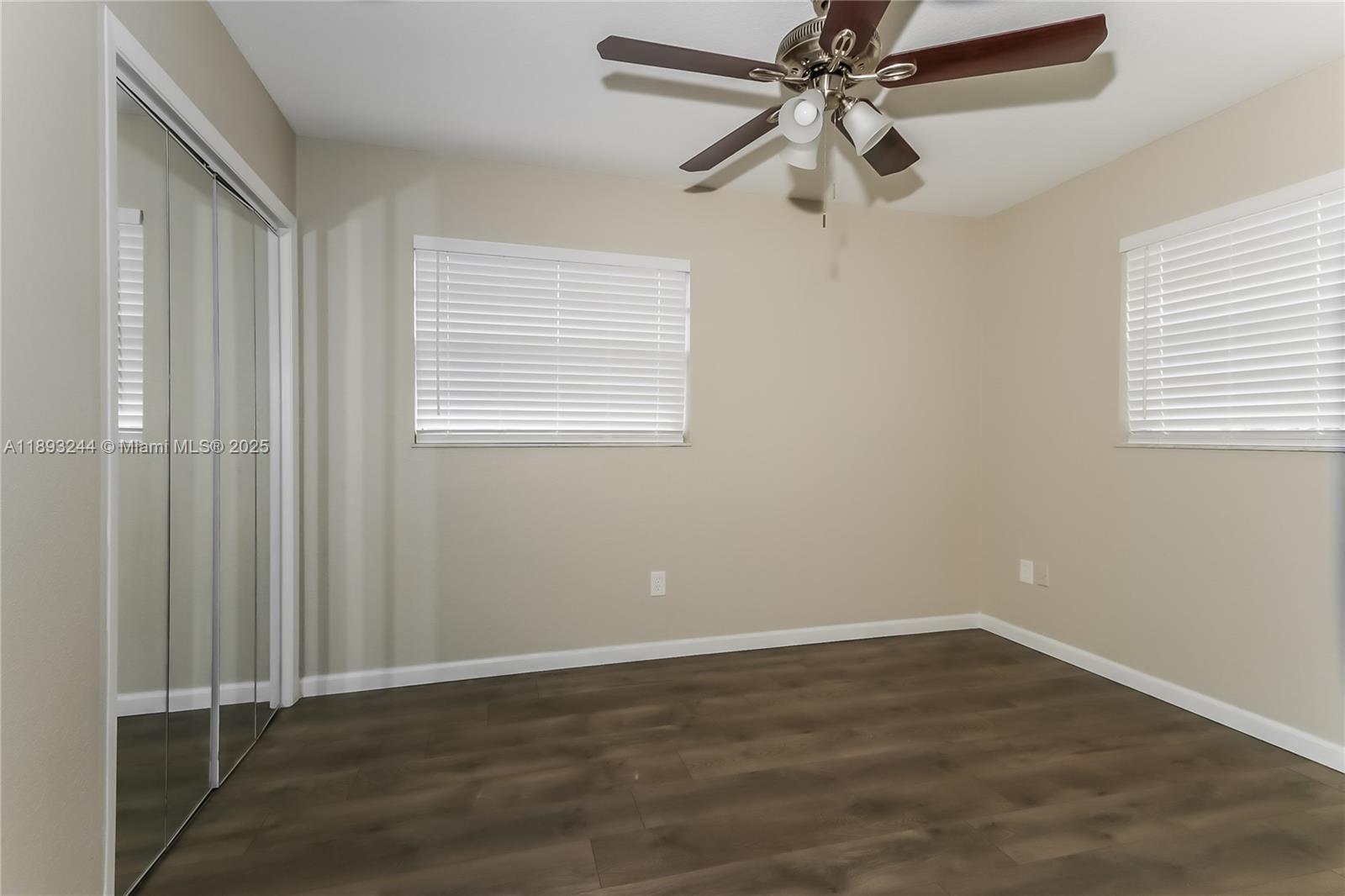 BROADVIEW COUNTRY CLUB - Residential Lease