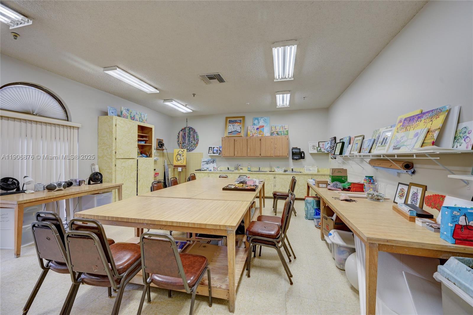 POINCIANA PLACE CONDO 1,2 - Residential